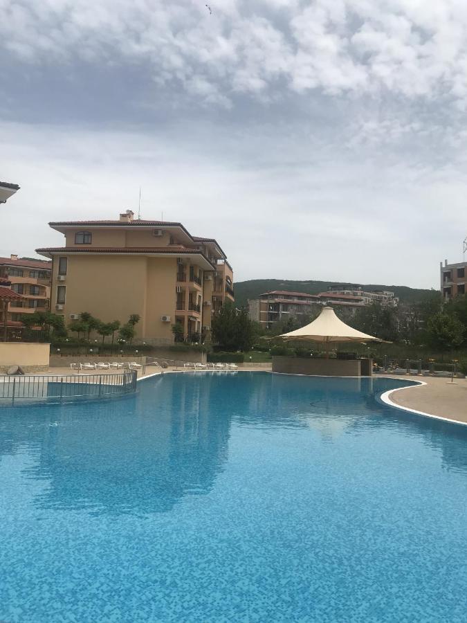 Appartamento Menada Sky Dreams Sveti Vlas Esterno foto
