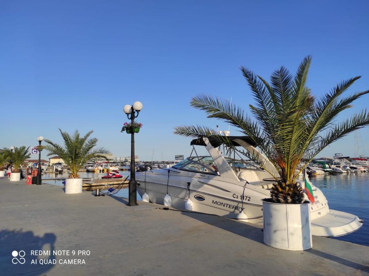 Appartamento Menada Sky Dreams Sveti Vlas Esterno foto